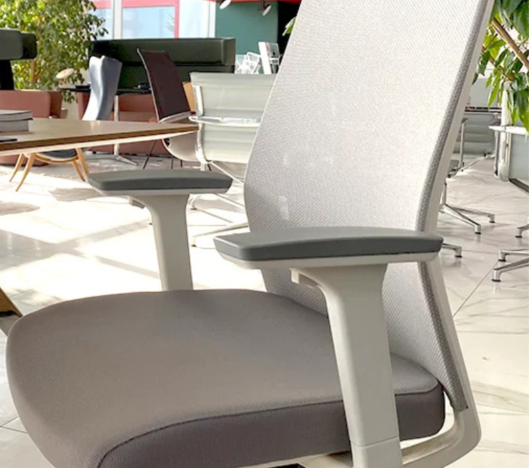 The Chair That Works Harder Than You Do: Meet the K30 by Krede